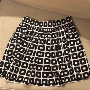 Banana Republic Pleated Geometric Print Skirt